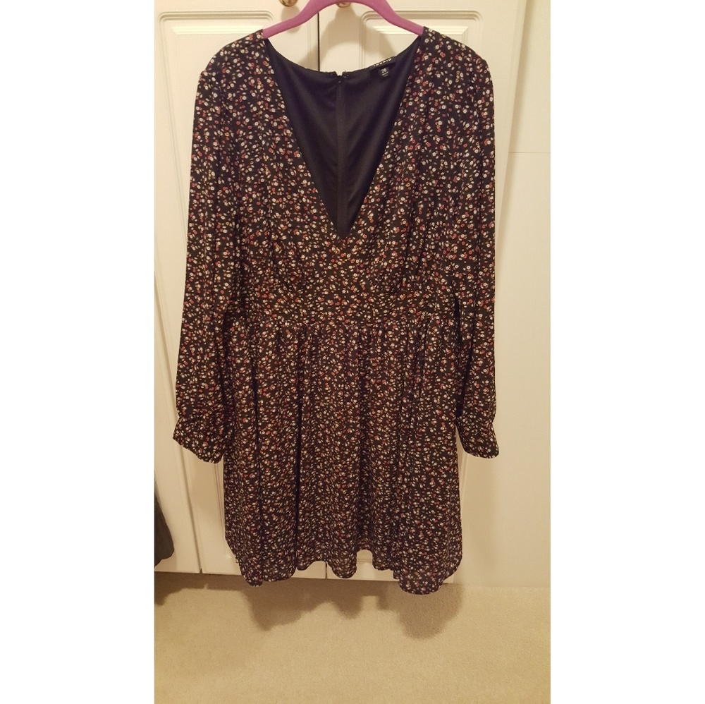 Torrid Long sleeve floral dress